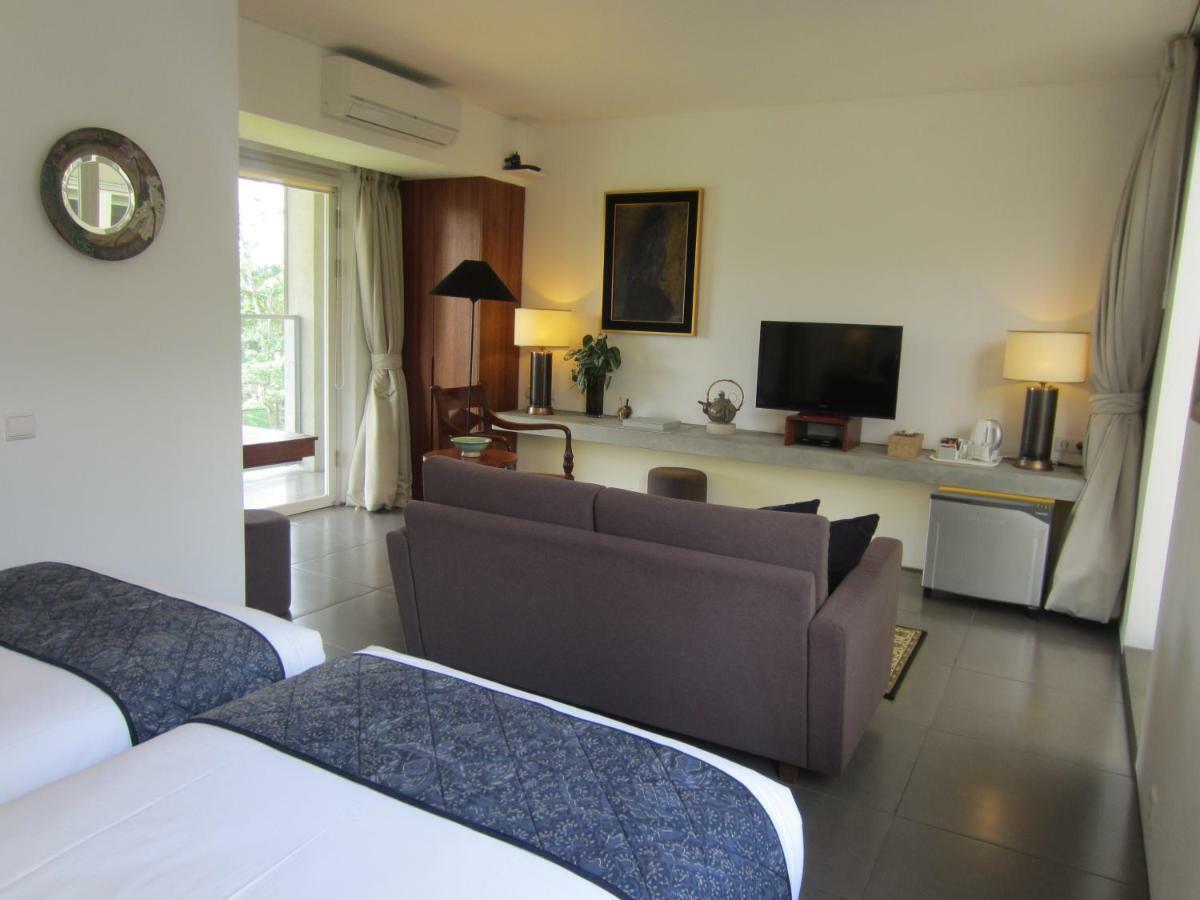 Bumi Semilir Art And Boutique Hotel Cihanjuang Exterior foto